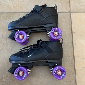 Sonic Roller Skates